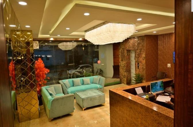 Hotel Raghuveer Inn By Bookingcare Sitapur Muafi Buitenkant foto